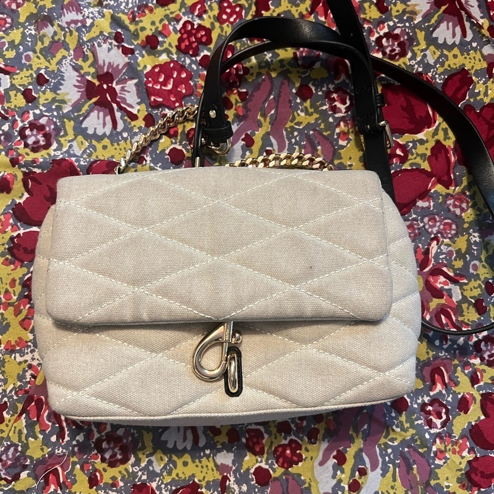 Elegant Cream Quilted Crossbody Bag